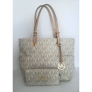 Michael Kors Jet Set Tote with Wallet